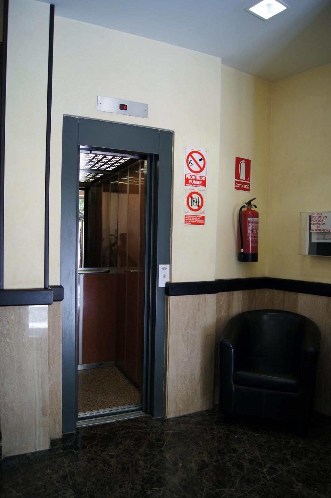 Hostal Victoria Málaga Dış mekan fotoğraf